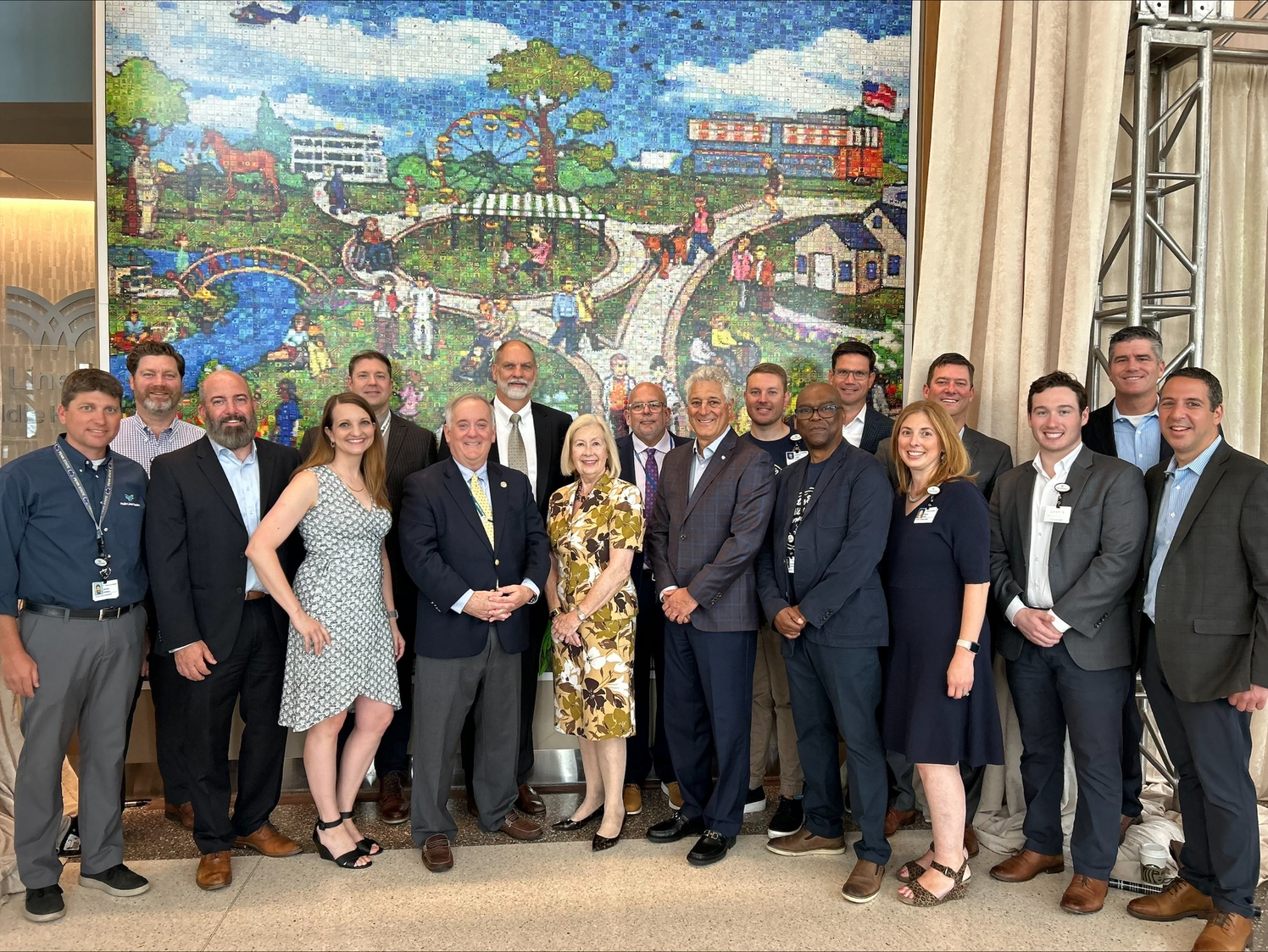 Group photo at Main Line Health's new patient pavilion